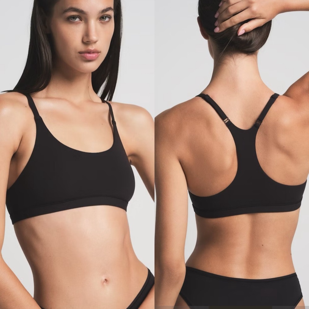 Black Women's Sports Bra